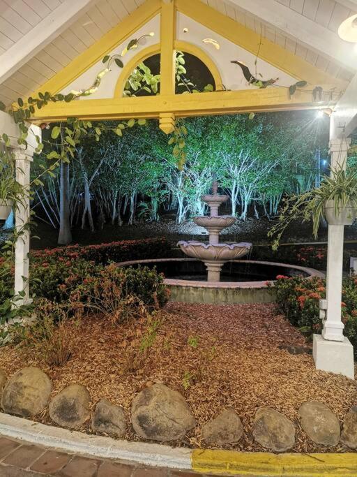 Appart T3 Village Vacances Sainte-Anne Courcelles 외부 사진
