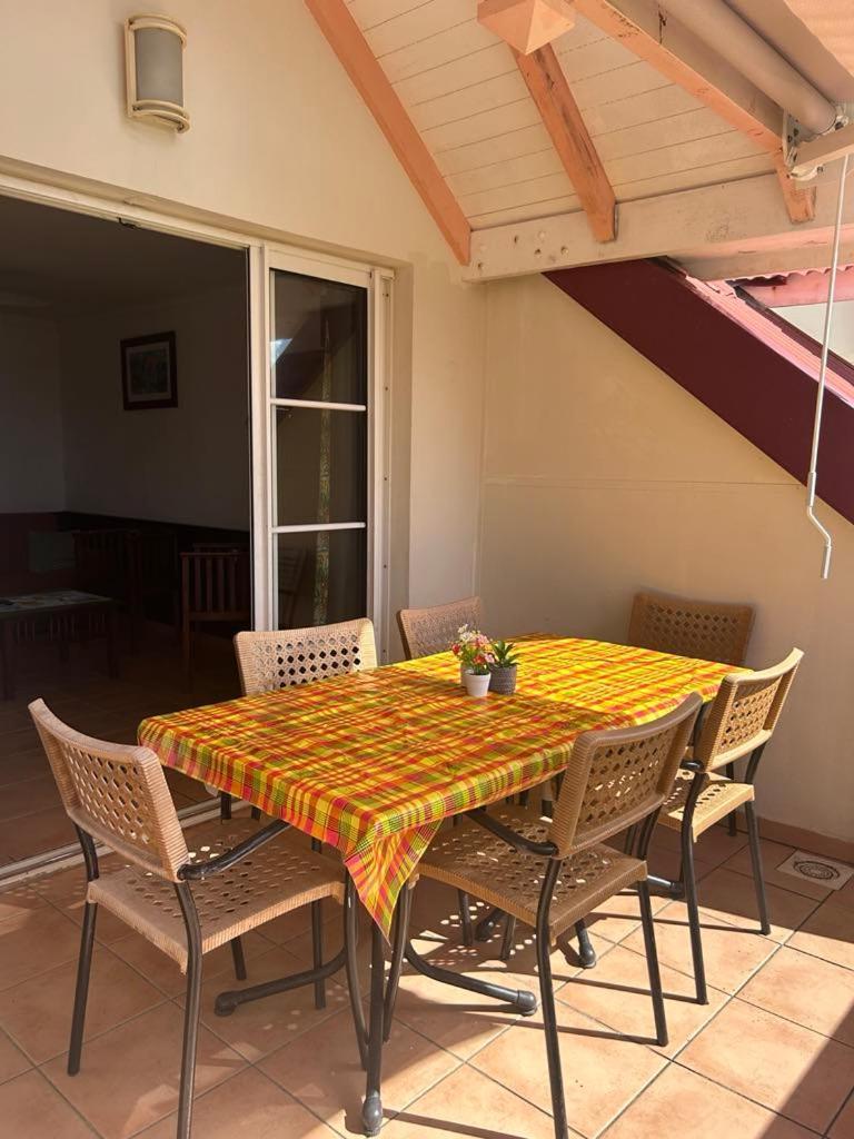Appart T3 Village Vacances Sainte-Anne Courcelles 외부 사진