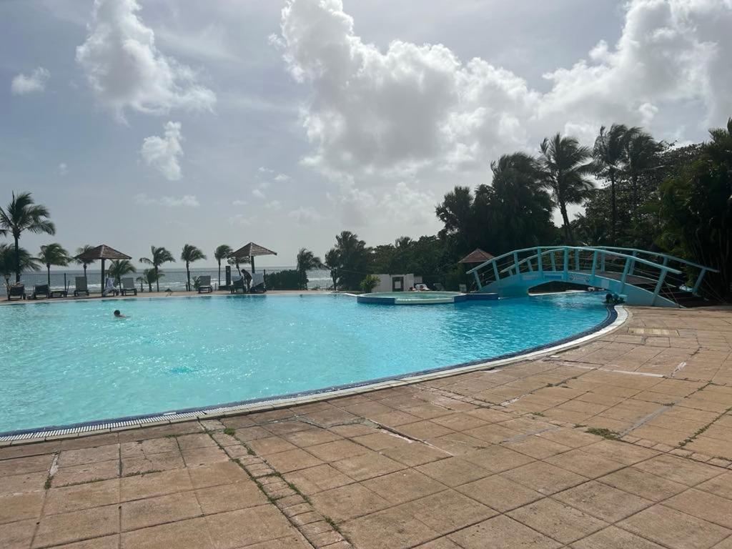Appart T3 Village Vacances Sainte-Anne Courcelles 외부 사진