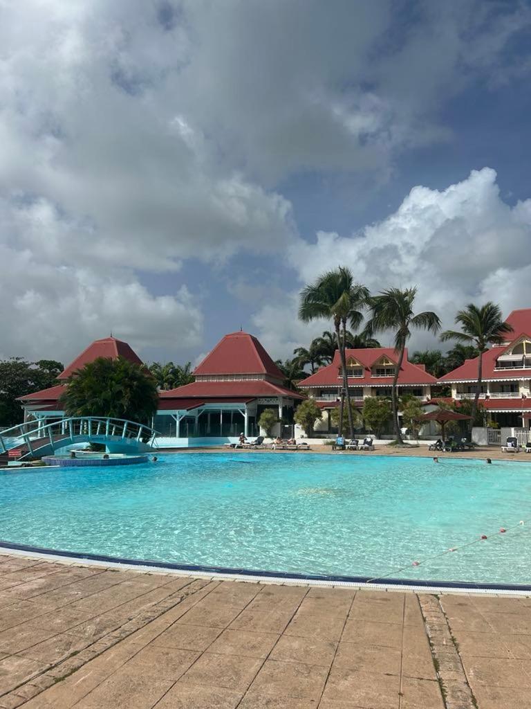 Appart T3 Village Vacances Sainte-Anne Courcelles 외부 사진