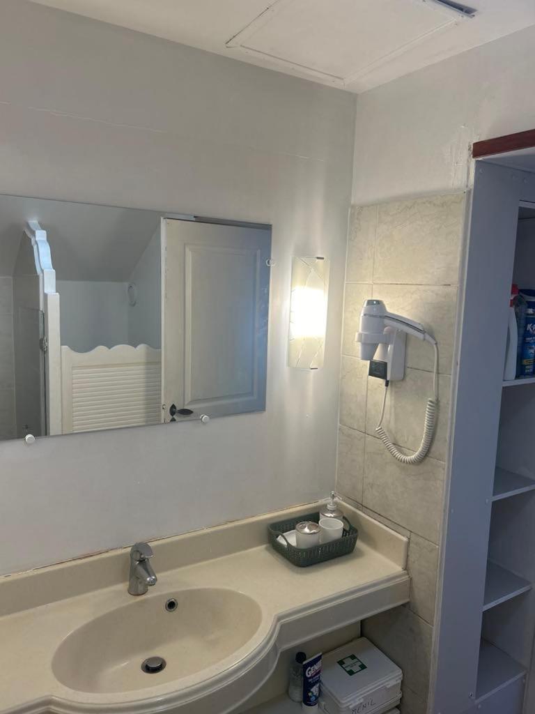 Appart T3 Village Vacances Sainte-Anne Courcelles 외부 사진