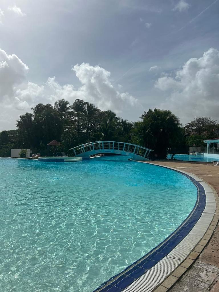 Appart T3 Village Vacances Sainte-Anne Courcelles 외부 사진